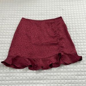 LIKE NEW FOREVER 21 SKIRT